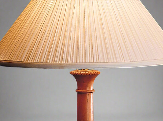 Ruffle Lamp