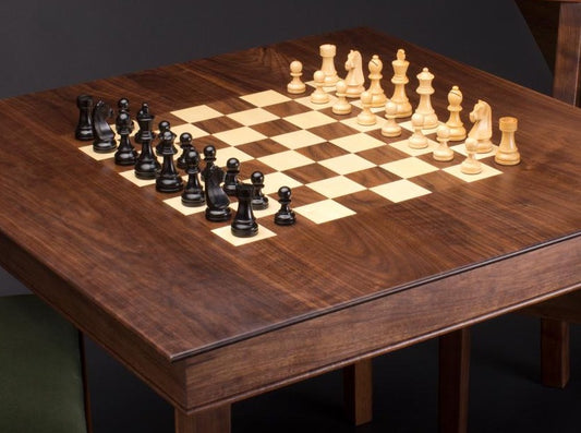 CHESS GAME TABLE - ShackletonThomas